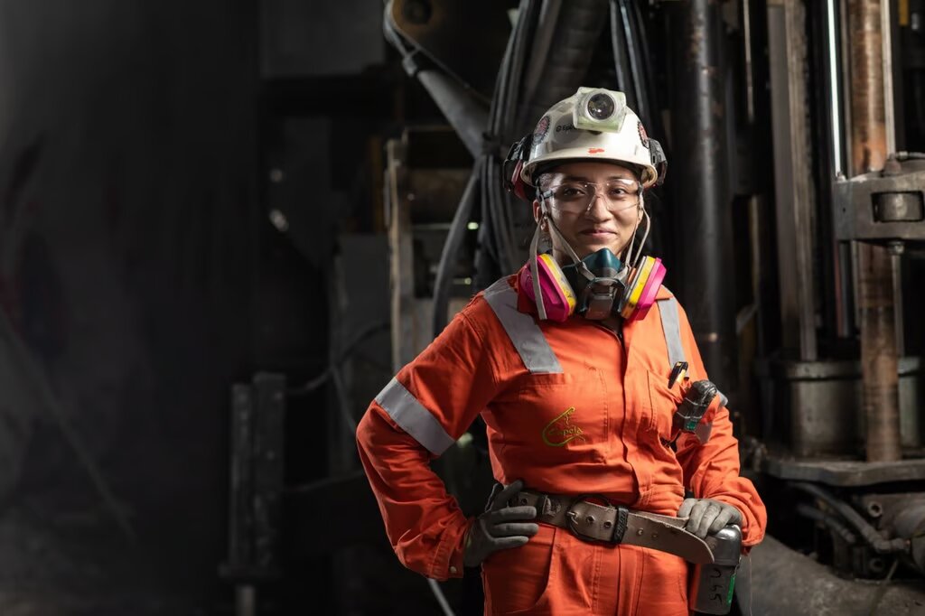 Más mujeres en la industria minera: Peñoles y Fresnillo plc empresas inclusivas - Minería en México 