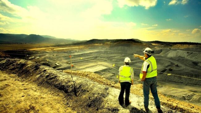La minería impulsa la economía La minería impulsa la economía