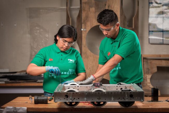 Para Peñoles la educación es la clave del desarrollo en las comunidades | Foto: Outletminero