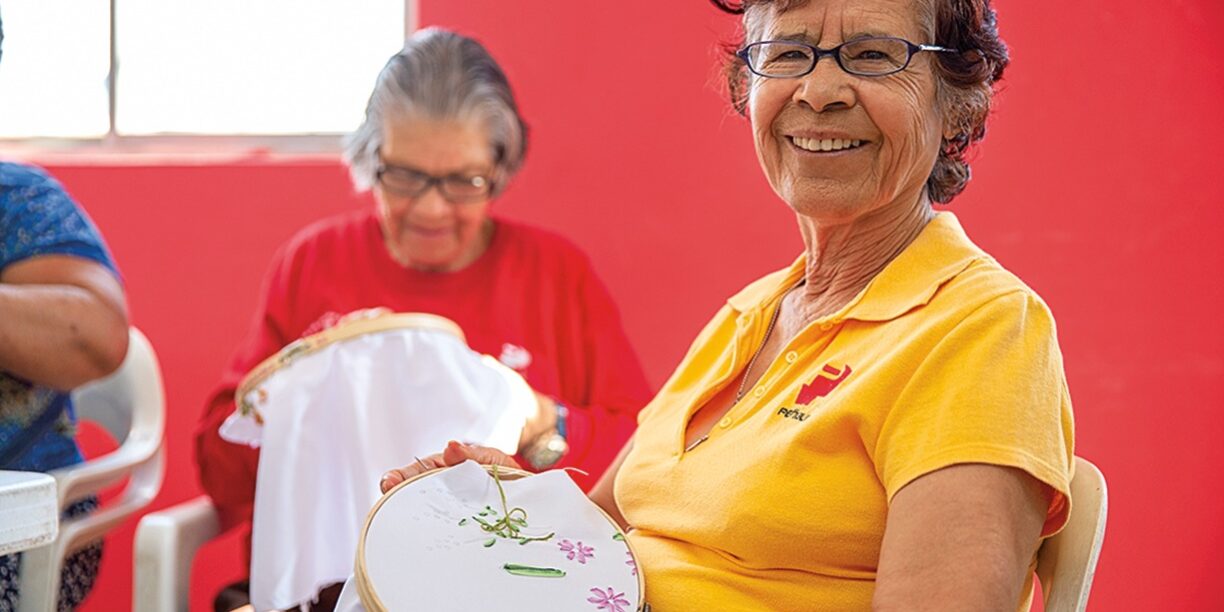 Peñoles y Cruz Roja ofrecen taller gratuito para adultos mayores en casa