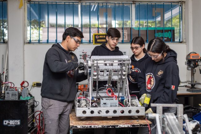 Industrias Peñoles y el futuro de la juventud mexicana Industrias Peñoles y el futuro de la juventud mexicana