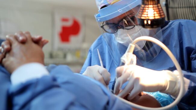 Bienestar comunitario y salud de Peñoles en Velardeña