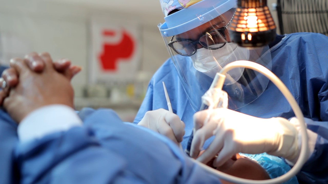 Bienestar comunitario y salud de Peñoles en Velardeña