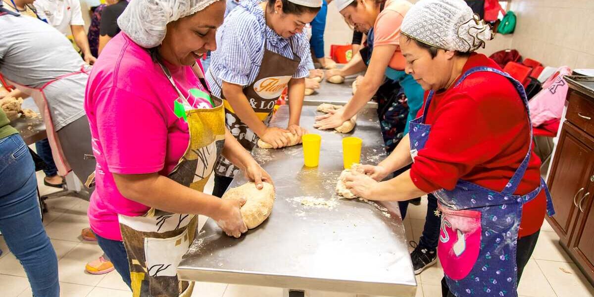 Peñoles fortalece el liderazgo de las mujeres rurales en sus comunidades